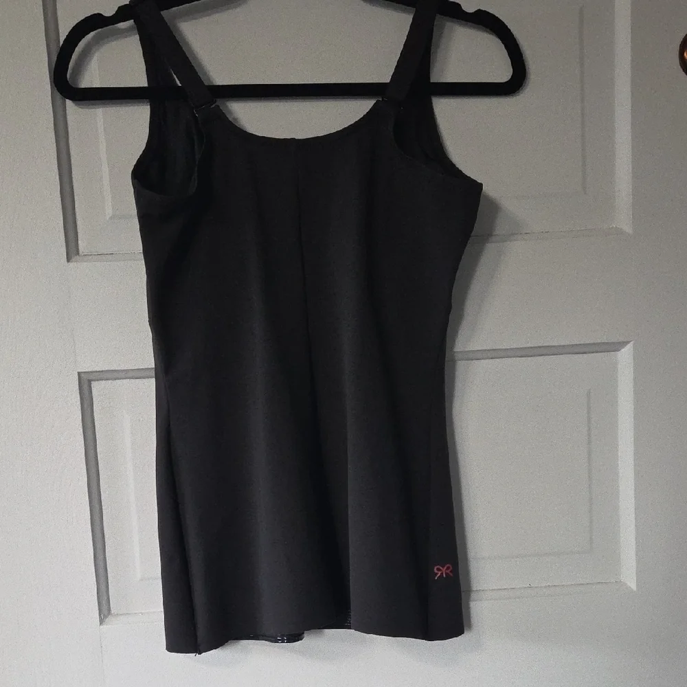 Ruby Ribbon Black Top - Picture 4 of 6